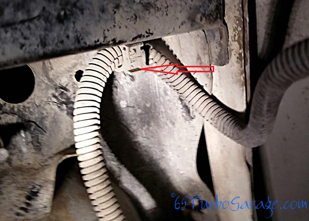 Release ground loom clip